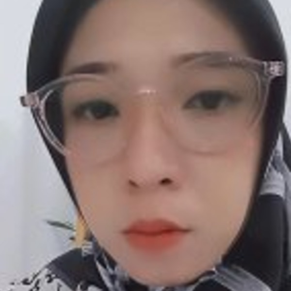 Fransiska Husain, S Kom, MM