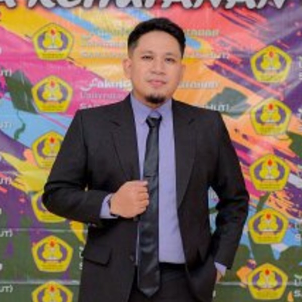 Alexander Ruruh, S.Hut., M.Si